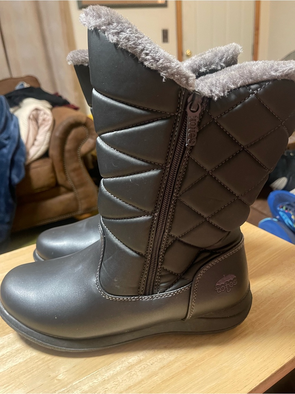 Totes Women's Edgen Winter Boots Gray Jade Quilted Waterproof Size 9 Wide